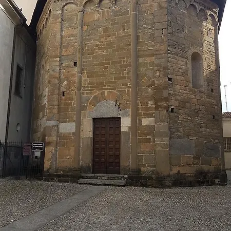 Al Battistero * Oggiono